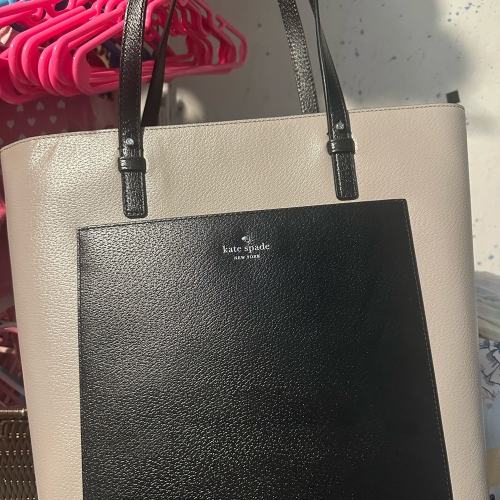 Kate Spade Black and Cream Color-Block Tote